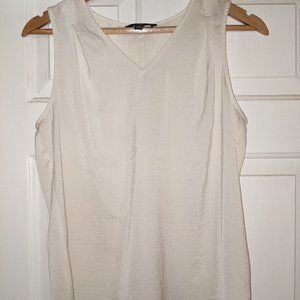 Banana Republic 100% Silk Sleeveless Tank Blouse S